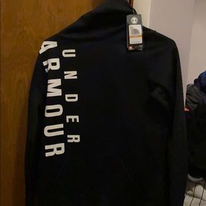 Under Armour Sweatshirt